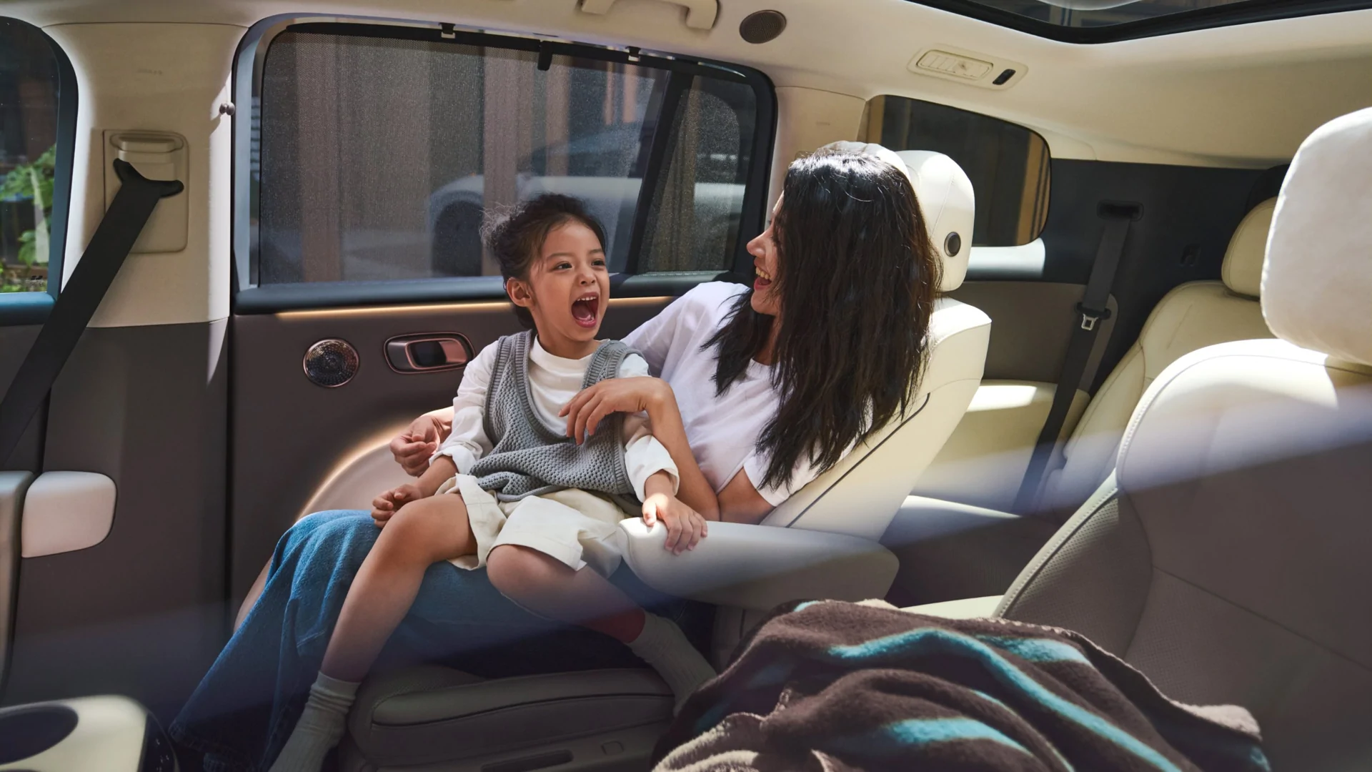 Li Auto i8 · Interior