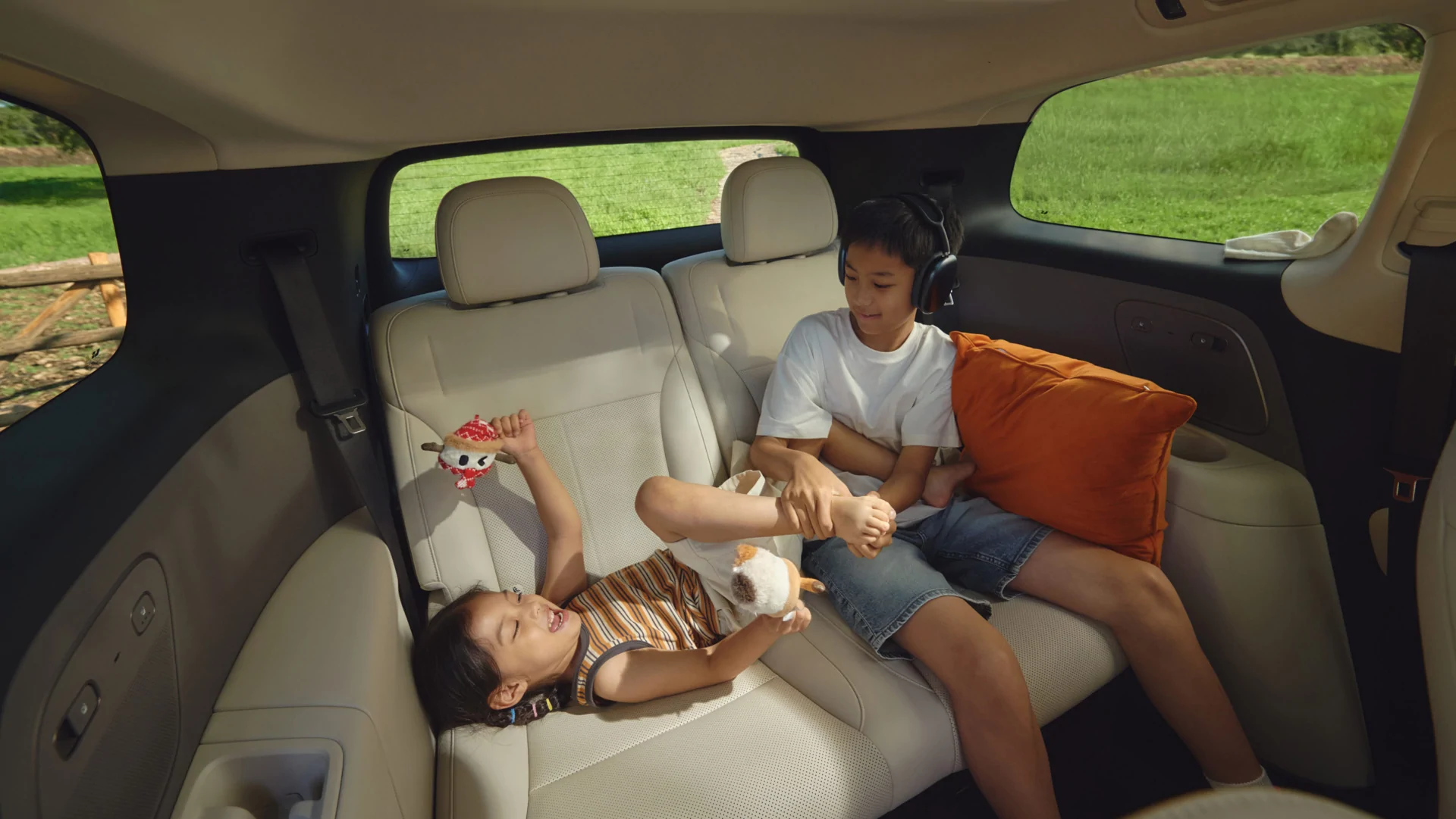 Li Auto i8 · Interior
