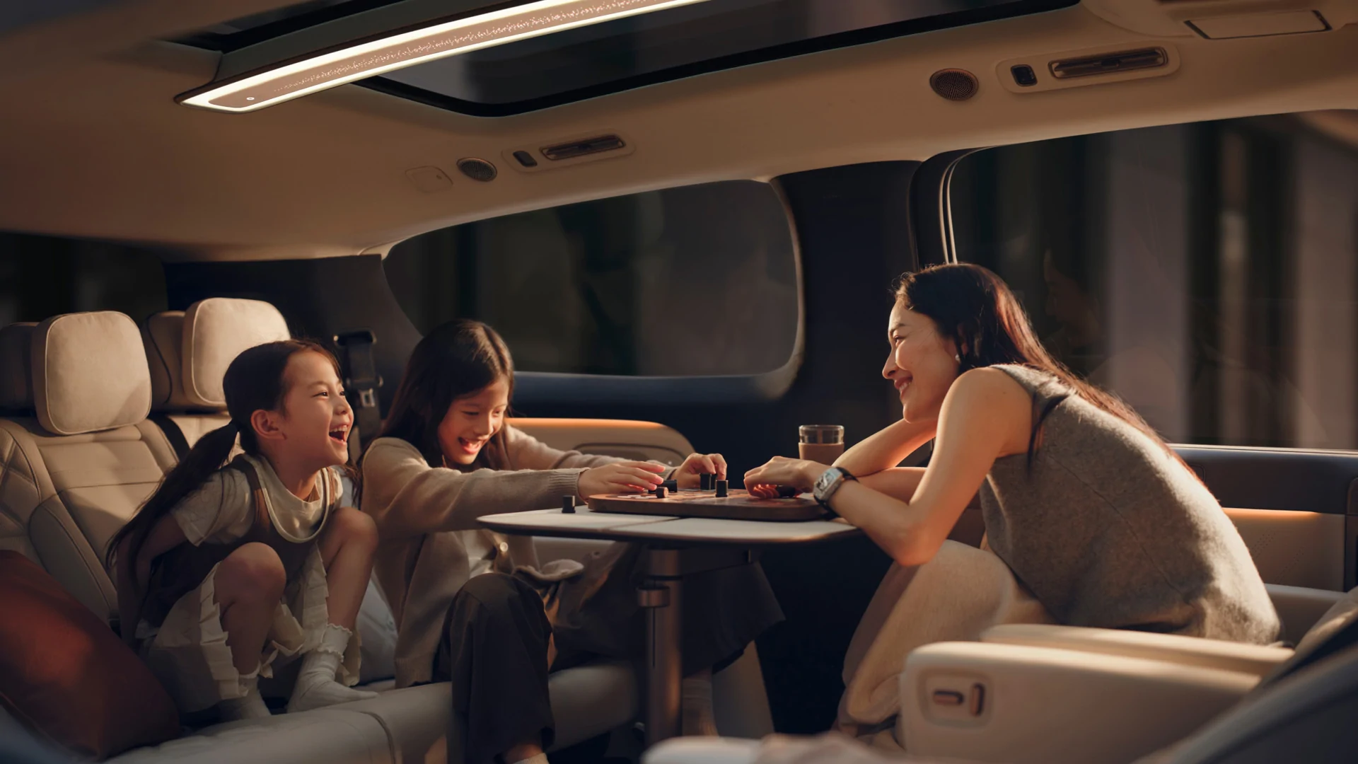 Li Auto MEGA · Interior
